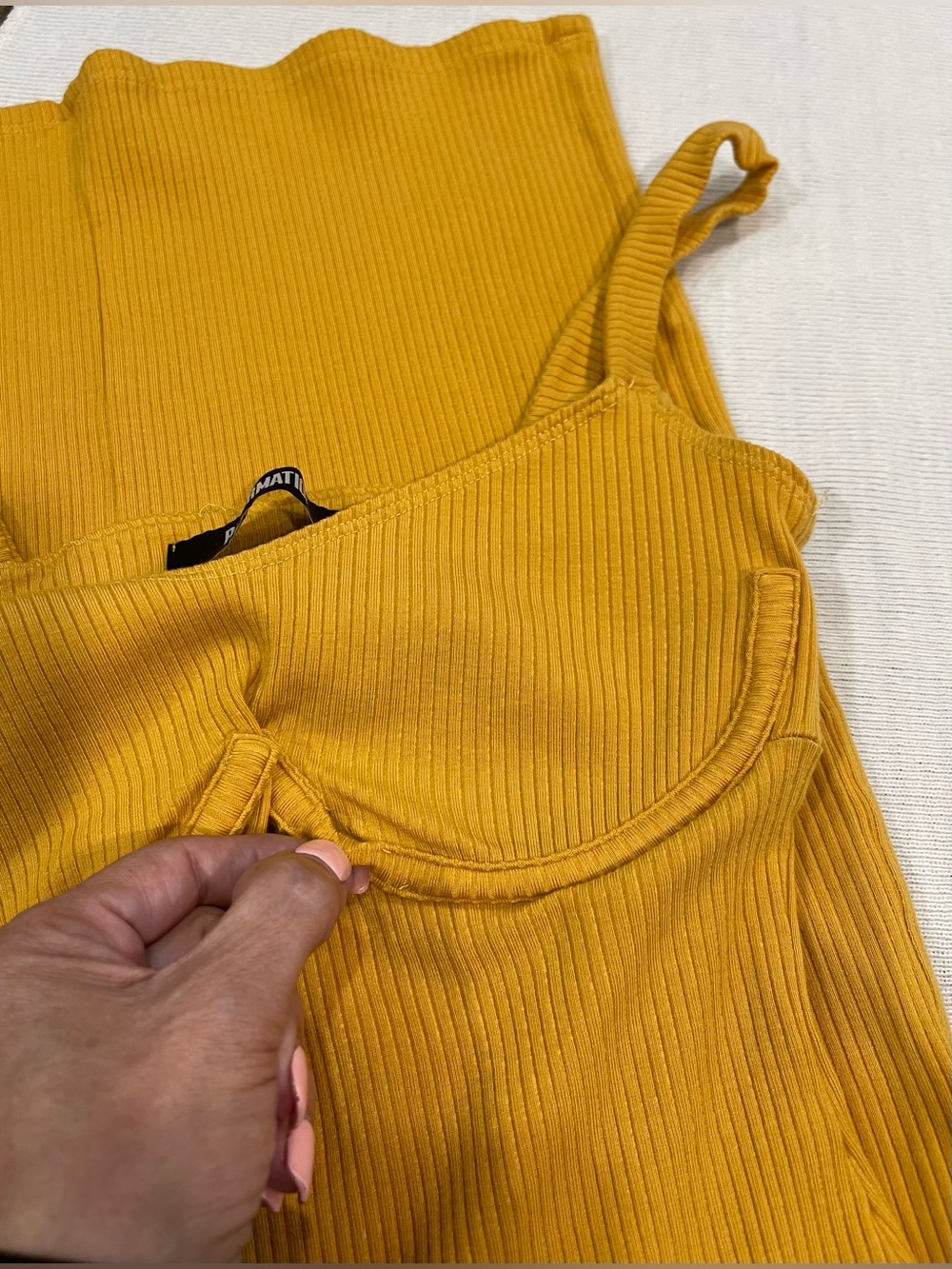 Reformation Jayne Bustier Body-Con Dress in Ocre/Mustard Yellow Size Small READ - Picture 9 of 10
